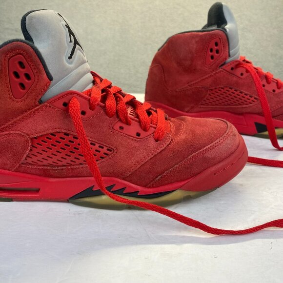 Nike Air Jordan 5 Retro Red Suede GS Size 6.5Y Basketball Shoes 440888-602